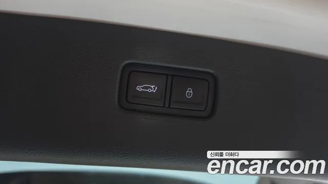 Genesis GV80 — Фото автомобиля 23