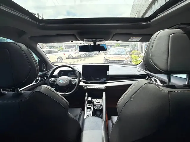 Geely Binyue — Фото автомобиля 6