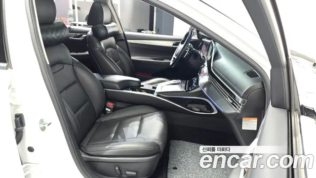 Hyundai Grandeur — Фото автомобиля 24