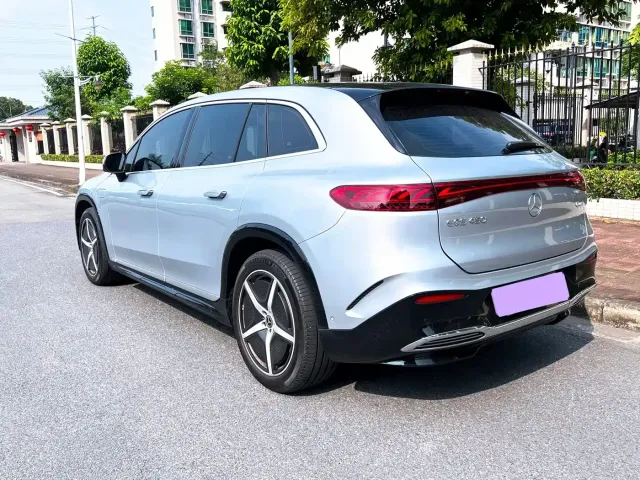 Mercedes-Benz Mercedes-Benz EQS SUV 2023 450 4MATIC Pioneer Edition — Фото автомобиля 4