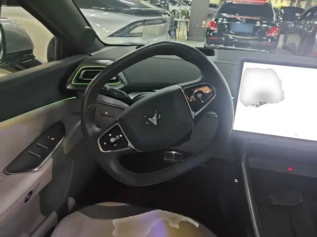 Arcfox Alpha S5 — Фото автомобиля 10