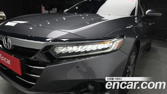 Honda Accord Accord 10 поколение 1.5 Turbo — Фото автомобиля 17