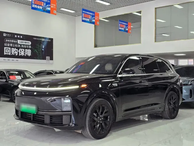 Фотография автомобиля — Li Auto L7