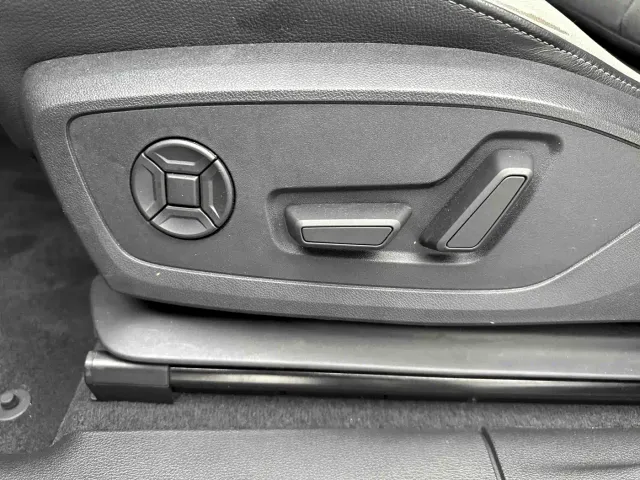 Audi Q3 — Фото автомобиля 12