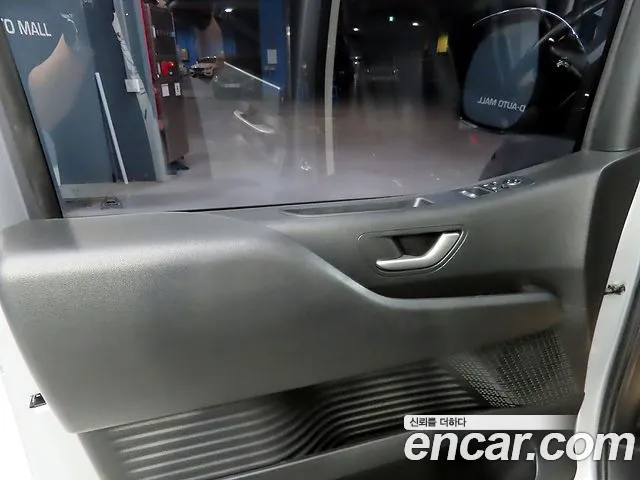 Hyundai Staria — Фото автомобиля 14