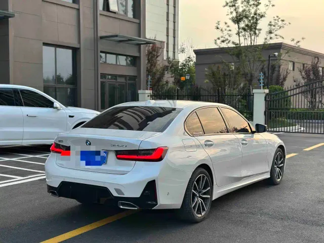 BMW 3 Series — Фото автомобиля 8