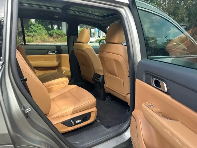 Li Auto ONE — Фото автомобиля 13