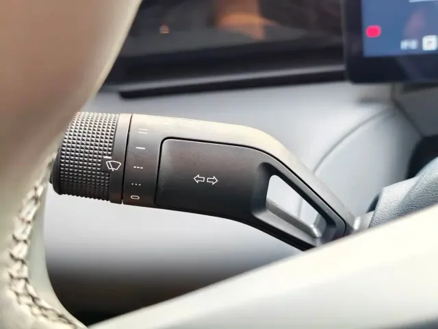 Lynk & Co Z20 — Фото автомобиля 23