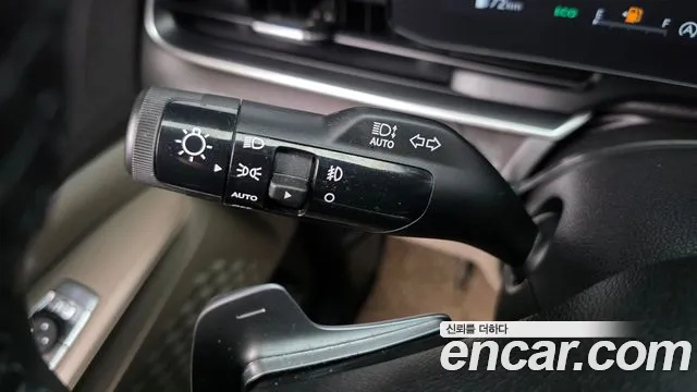 Kia Carnival 4th Gen — Фото автомобиля 30