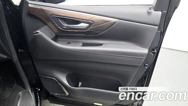 Toyota Alphard — Фото автомобиля 21