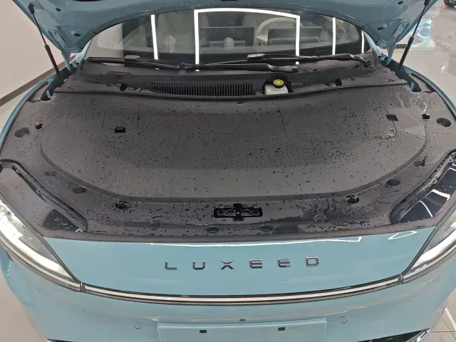 Luxeed S7 — Фото автомобиля 12