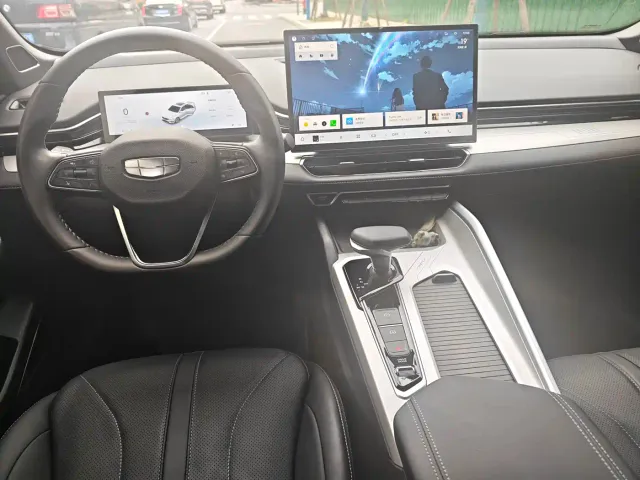 Geely Xingrui — Фото автомобиля 5