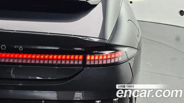 Hyundai Ioniq 6 — Фото автомобиля 8