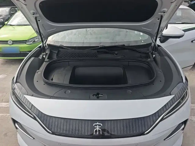 BYD Song L EV — Фото автомобиля 19