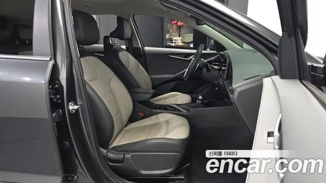 Kia Niro The All New — Фото автомобиля 17
