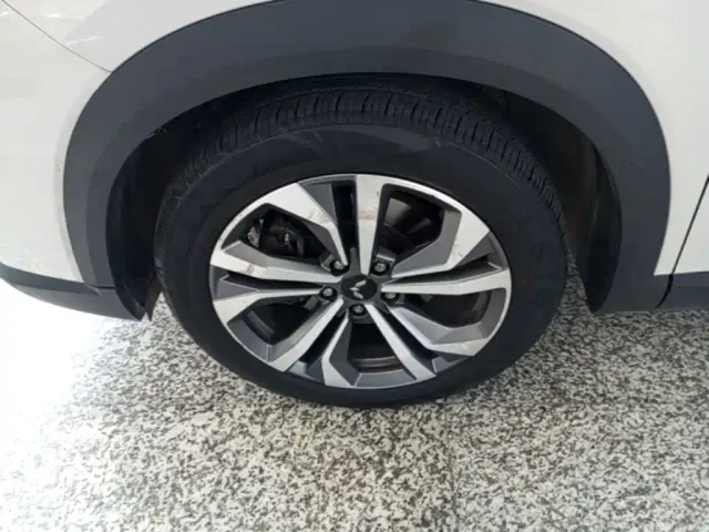 Wuling Asta — Фото автомобиля 22