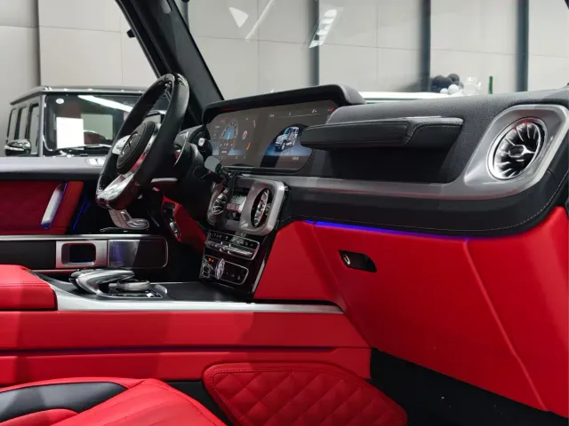 Mercedes-Benz G-Class — Фото автомобиля 12