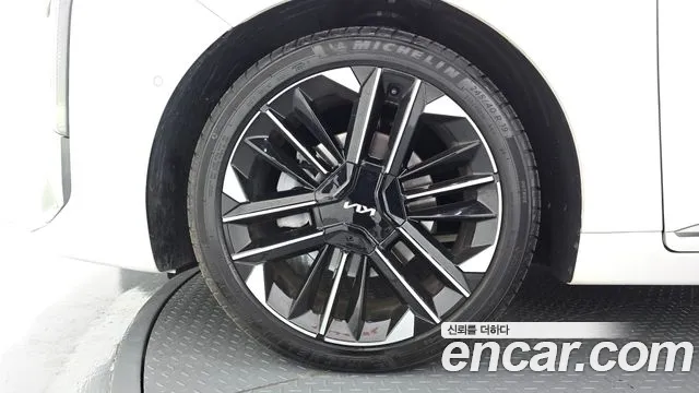 Kia K8 (New) Hybrid — Фото автомобиля 5