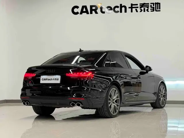 Audi S4 — Фото автомобиля 4