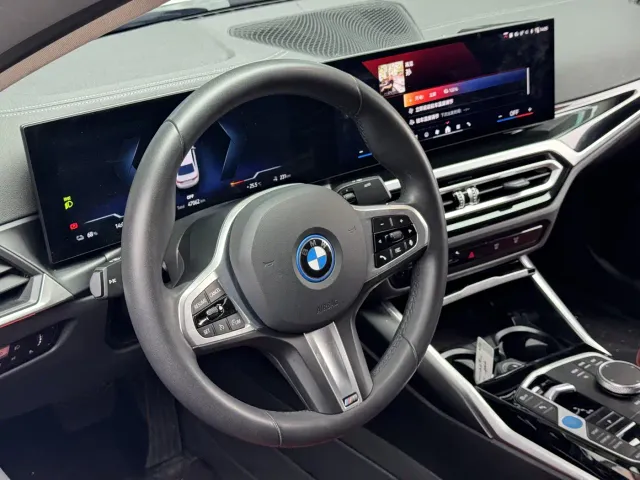 BMW i3 — Фото автомобиля 17