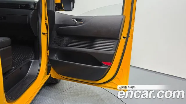 Hyundai Staria Staria L3.5 Школьный автобус — Фото автомобиля 23