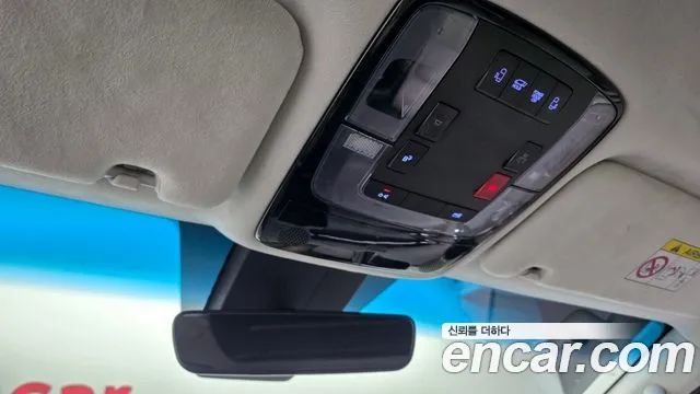 Hyundai Staria Staria 4WD Lounge 7 мест — Фото автомобиля 18