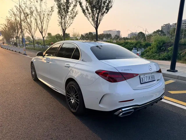 Mercedes-Benz C-Class — Фото автомобиля 8