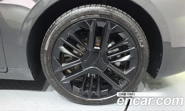 Kia K8 (New) Hybrid — Фото автомобиля 6