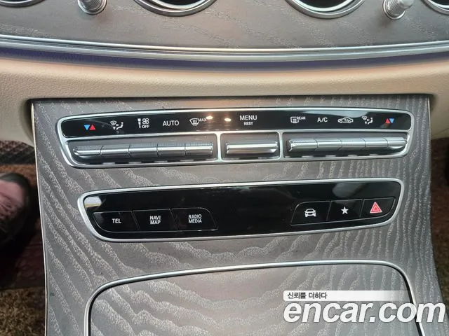 Mercedes-Benz E-Class E-класс W213 E350 4MATIC Avantgarde — Фото автомобиля 14