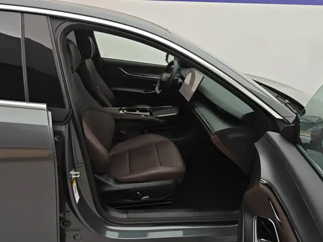 Changan Qiyuan A07 — Фото автомобиля 8