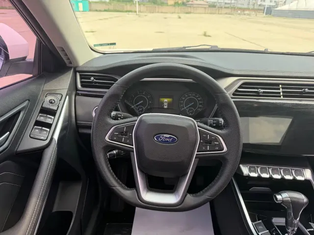 Ford Territory — Фото автомобиля 10