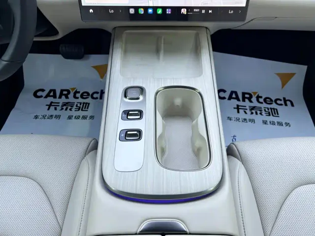 Xiaomi SU7 — Фото автомобиля 17