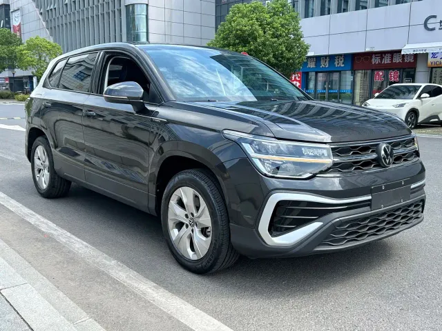 Volkswagen Tharu — Фото автомобиля 3