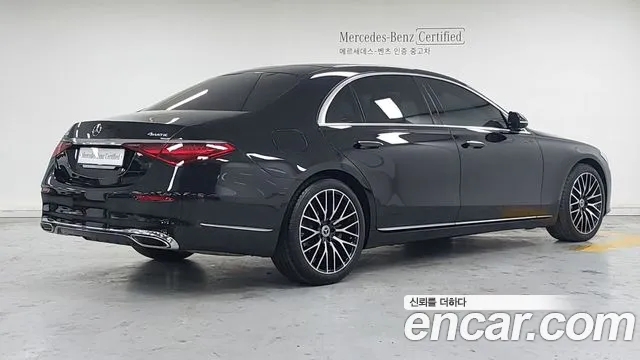 Mercedes-Benz S-Class — Фото автомобиля 2