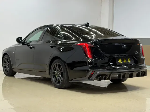Cadillac CT4 — Фото автомобиля 9