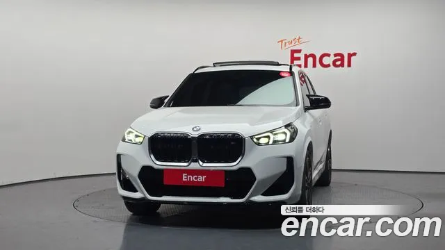 BMW X1 U11 — Фото автомобиля 3