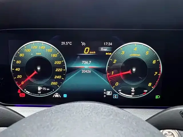 Mercedes-Benz CLS-Class — Фото автомобиля 9