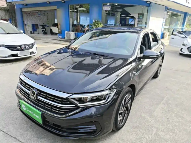 Фотография автомобиля — Volkswagen Sagitar
