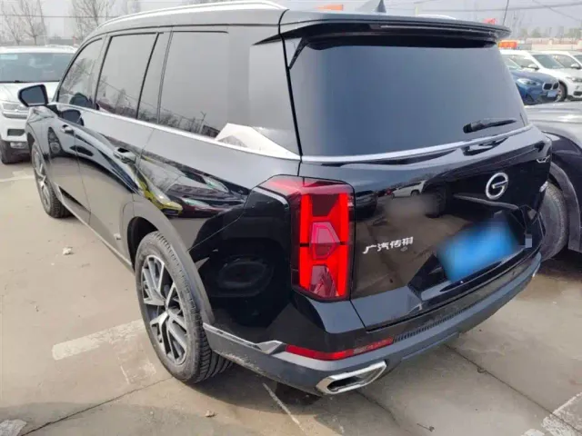 GAC Trumpchi GS8 — Фото автомобиля 4
