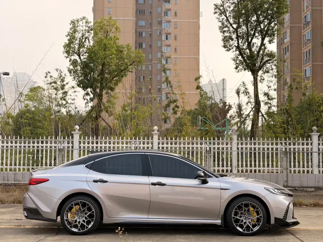 Toyota Camry — Фото автомобиля 7