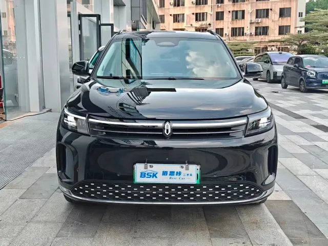 Aito M7 — Фото автомобиля 2