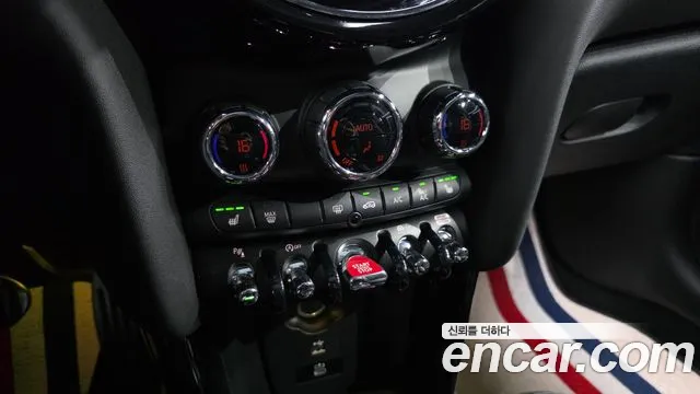 MINI Cooper — Фото автомобиля 22