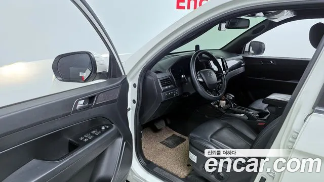KG_Mobility_Ssangyong Rexton Новый Rexton Sport Дизель 2.2 4WD — Фото автомобиля 10