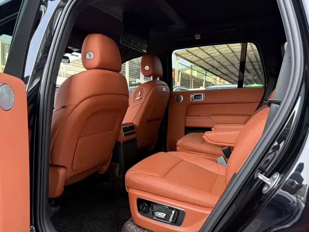 Li Auto Li Xiang L9 2023 Model Pro — Фото автомобиля 13