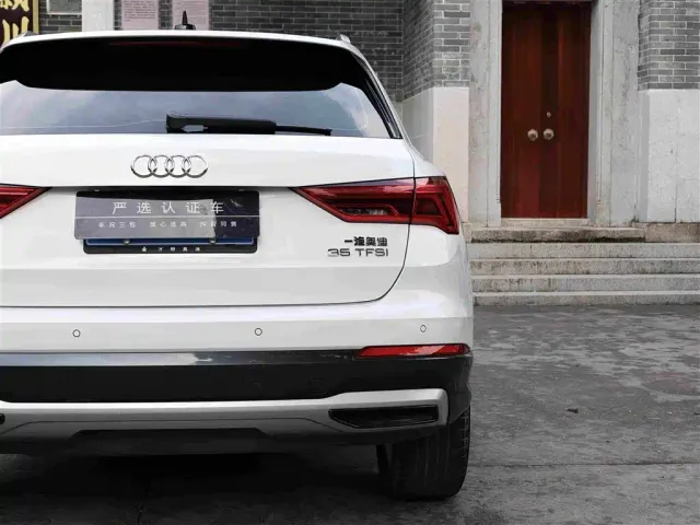 Audi Q3 — Фото автомобиля 22