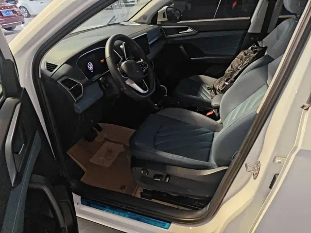 Volkswagen Tharu — Фото автомобиля 10