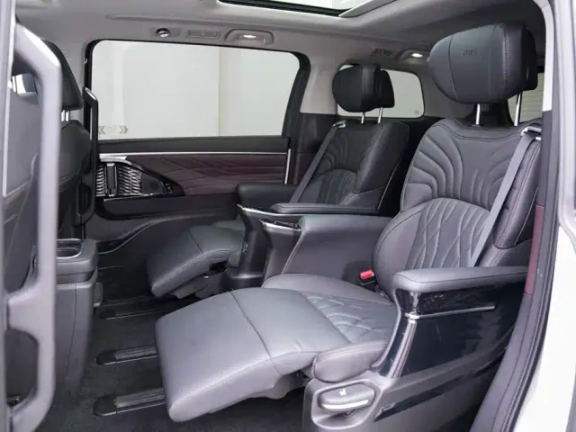GAC Trumpchi M8 — Фото автомобиля 14