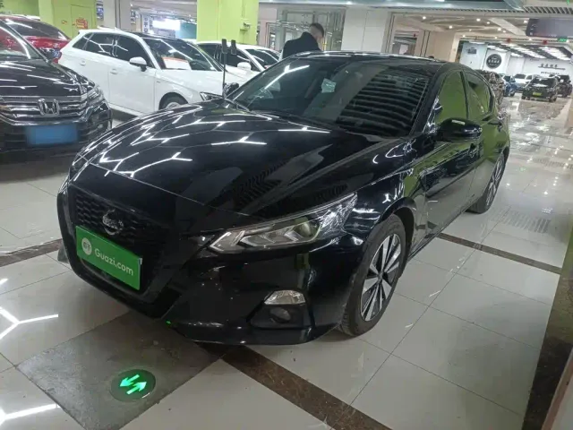 Фотография автомобиля — Nissan Teana