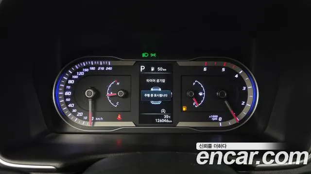 Hyundai Tucson Tucson (NX4) Дизель 2.0 2WD — Фото автомобиля 8
