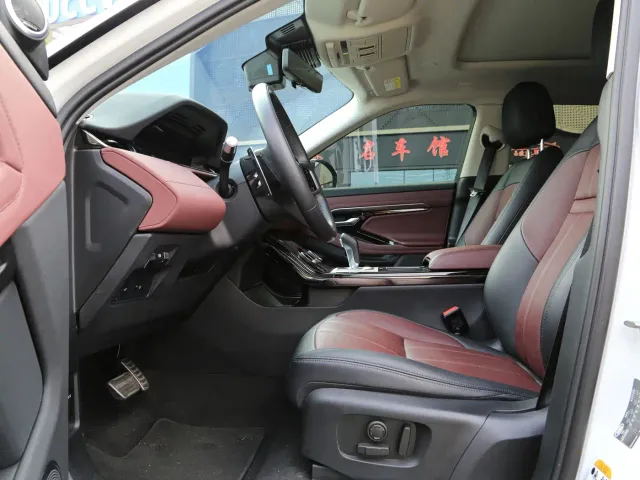 Land Rover Range Rover Evoque — Фото автомобиля 16